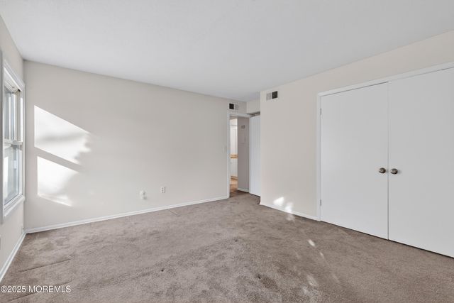 2137 8th Avenue 7E, Sea Girt, NJ 08750