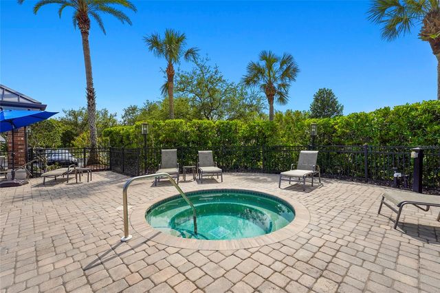 8307 PLANTERS KNOLL TER, Bradenton, FL 34201