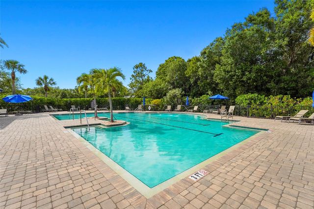 8307 PLANTERS KNOLL TER, Bradenton, FL 34201