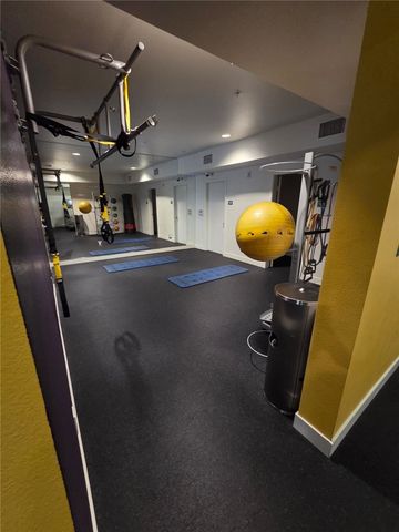 436 S Virgil 405, Los Angeles, CA 90020