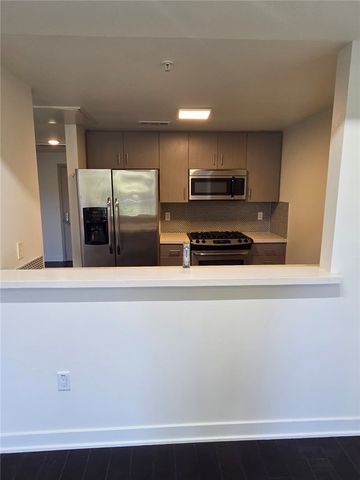 436 S Virgil 405, Los Angeles, CA 90020