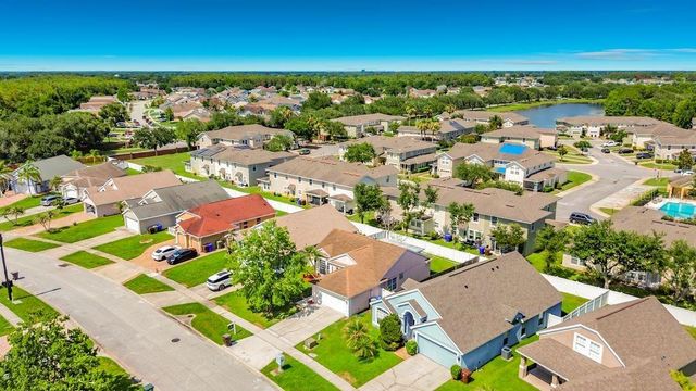 2079 SHANNON LAKES BOULEVARD, Kissimmee, FL 34743