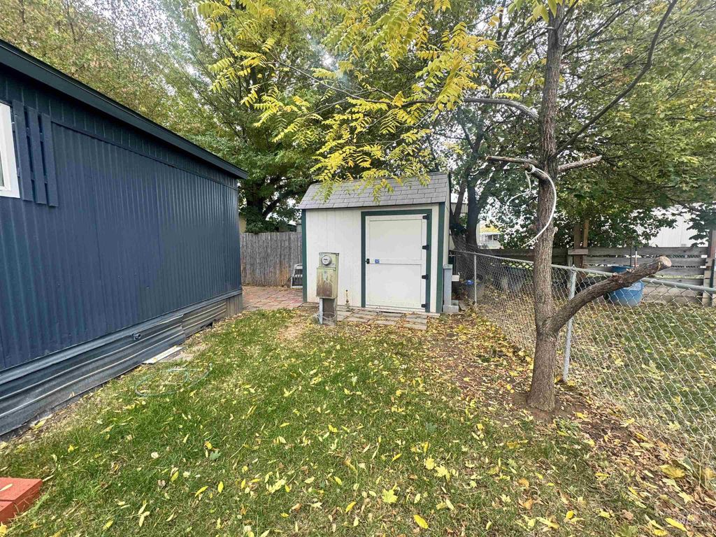 425 Mesquite, Boise, ID 83713 photo 5