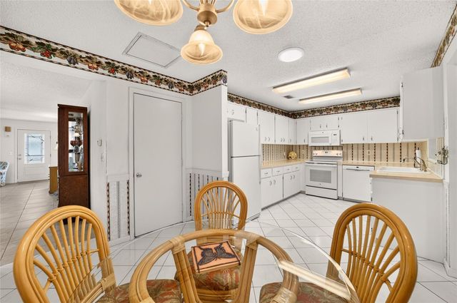 8526 SW 91ST STREET D, Ocala, FL 34481