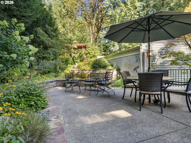 6019 Sw WOODS Ct, Portland, OR 97221