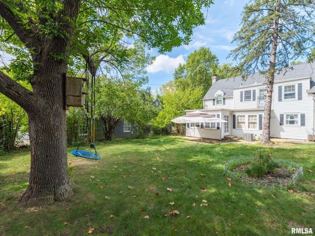 136 E OAK PARK Drive, Peoria, IL 61614