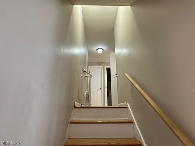 6506 Fairweather Drive, Cleveland, OH 44130