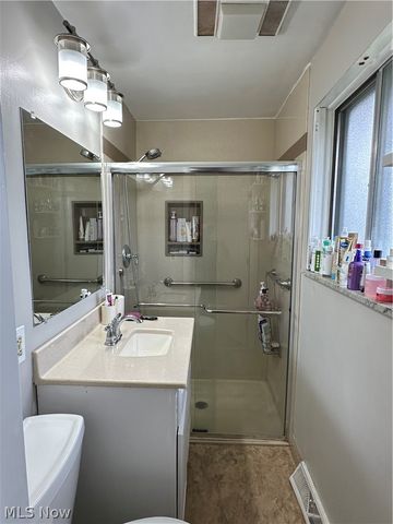 6506 Fairweather Drive, Cleveland, OH 44130