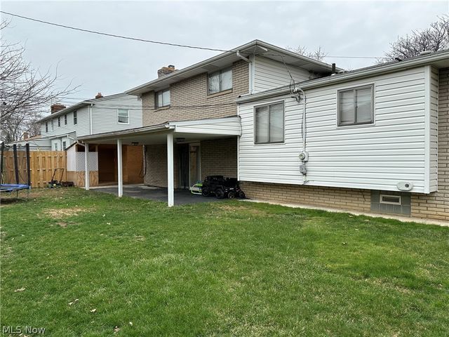 6506 Fairweather Drive, Cleveland, OH 44130