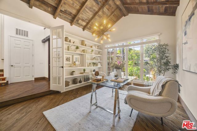 540 Dryad Road, Los Angeles, CA 90402