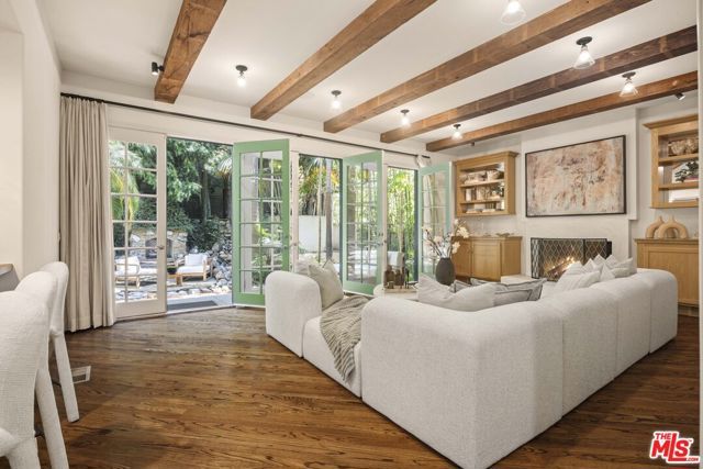 540 Dryad Road, Los Angeles, CA 90402