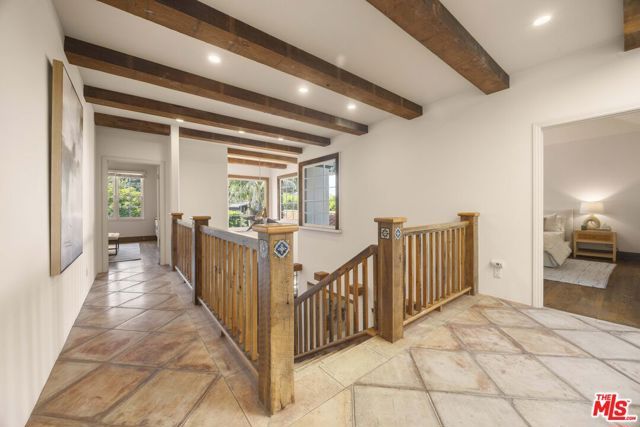 540 Dryad Road, Los Angeles, CA 90402