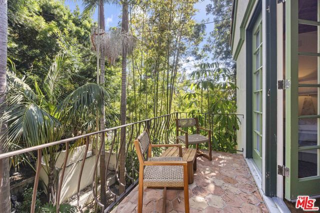 540 Dryad Road, Los Angeles, CA 90402