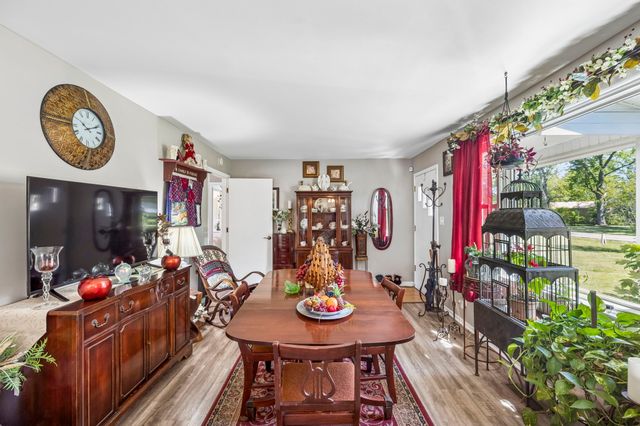302 Highland Dr, Tullahoma, TN 37388