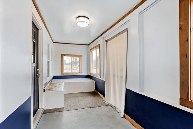 1010 Seminary Avenue, Saint Paul, MN 55104