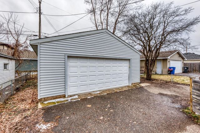 1010 Seminary Avenue, Saint Paul, MN 55104