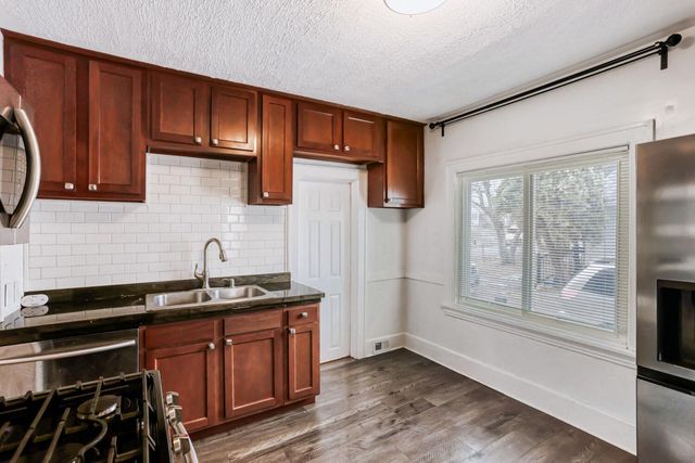 1010 Seminary Avenue, Saint Paul, MN 55104