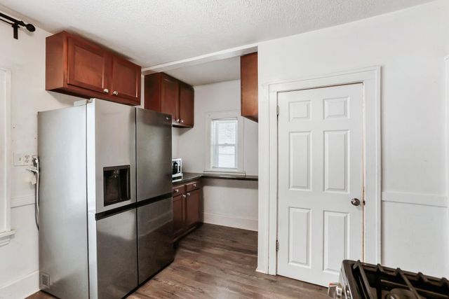 1010 Seminary Avenue, Saint Paul, MN 55104