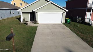 2024 Toulouse Street, Ocean Springs, MS 39564