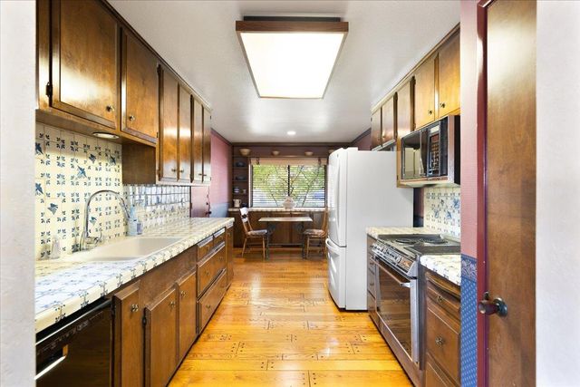 1744 Wyn Way, Lodi, CA 95240