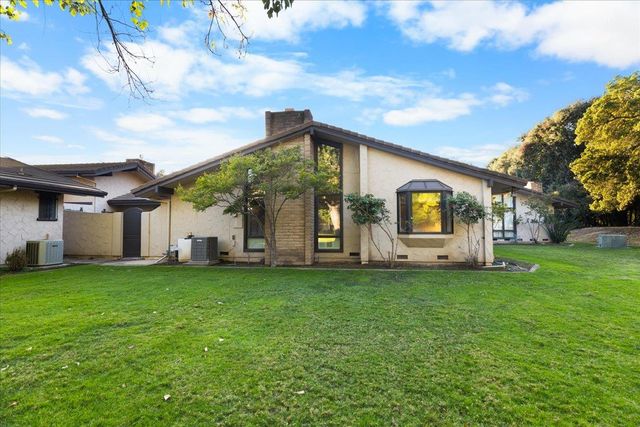 1744 Wyn Way, Lodi, CA 95240