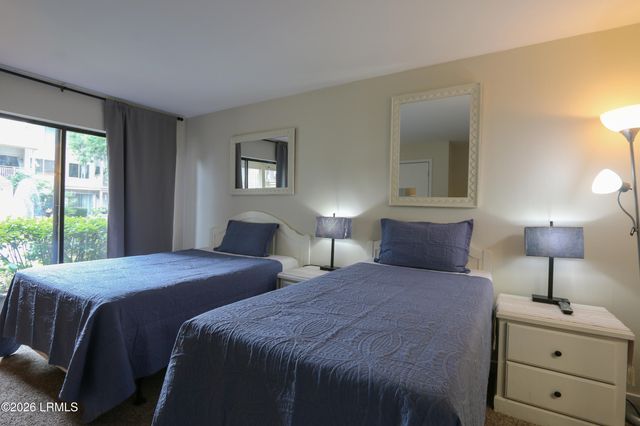 15 Deallyon Ave Apt 91, Hilton Head Island, SC 29928