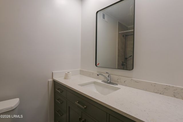15 Deallyon Ave Apt 91, Hilton Head Island, SC 29928