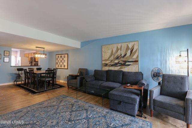 15 Deallyon Ave Apt 91, Hilton Head Island, SC 29928