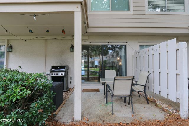15 Deallyon Ave Apt 91, Hilton Head Island, SC 29928