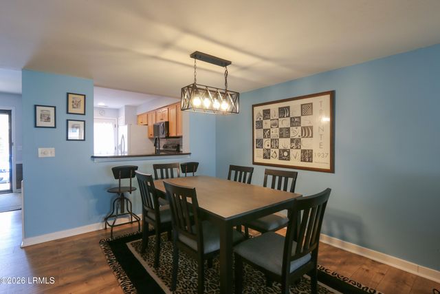 15 Deallyon Ave Apt 91, Hilton Head Island, SC 29928
