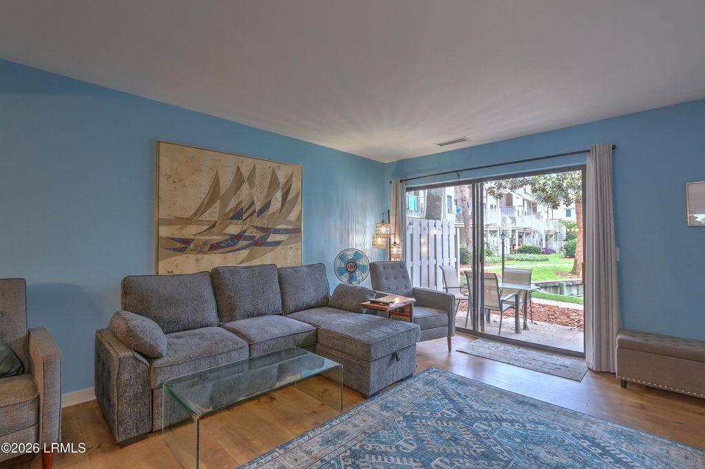 15 Deallyon Ave Apt 91, Hilton Head Island, SC 29928