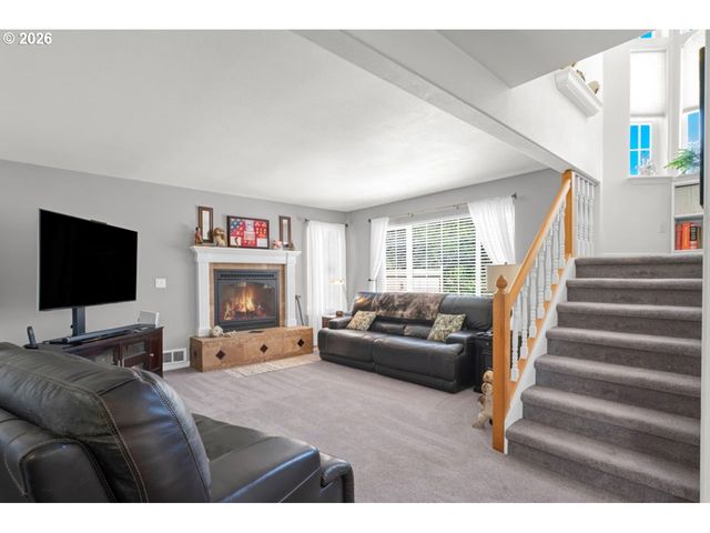 7 ONADOONE Ct, Florence, OR 97439