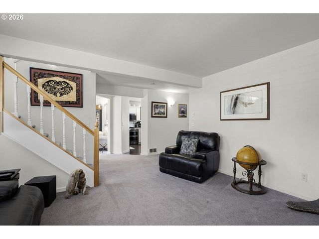 7 ONADOONE Ct, Florence, OR 97439