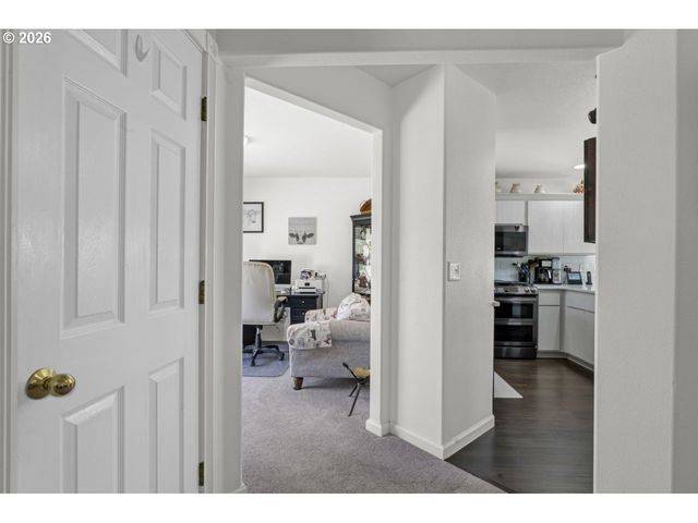 7 ONADOONE Ct, Florence, OR 97439