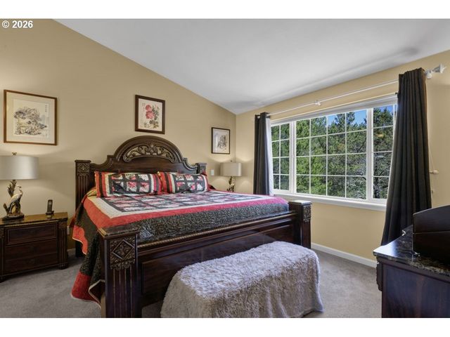 7 ONADOONE Ct, Florence, OR 97439