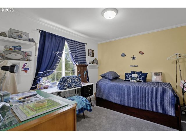 7 ONADOONE Ct, Florence, OR 97439