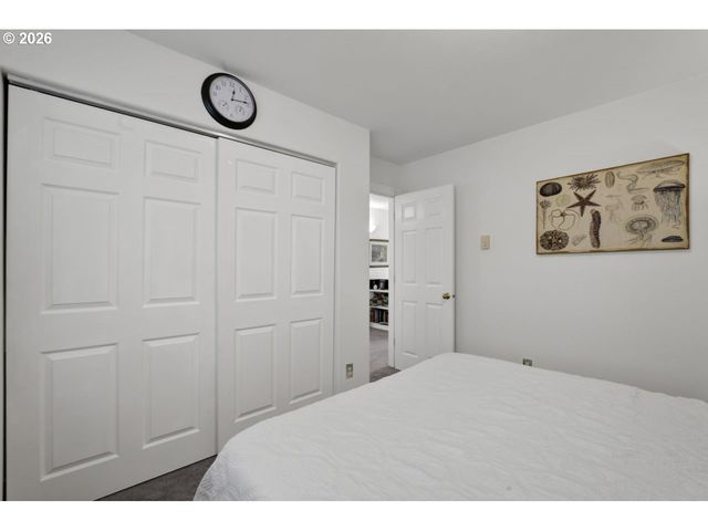 7 ONADOONE Ct, Florence, OR 97439