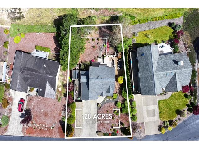 7 ONADOONE Ct, Florence, OR 97439