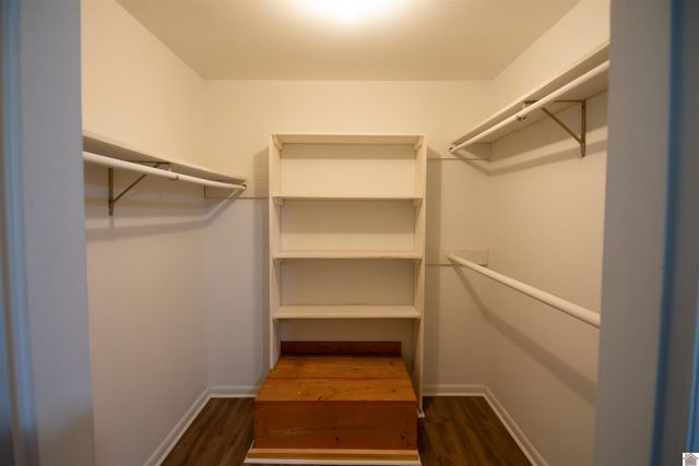 43 W 2nd Avenue, Calvert City, KY 42029