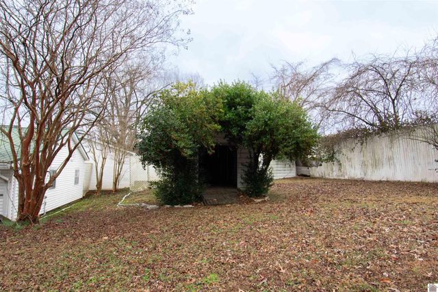 43 W 2nd Avenue, Calvert City, KY 42029