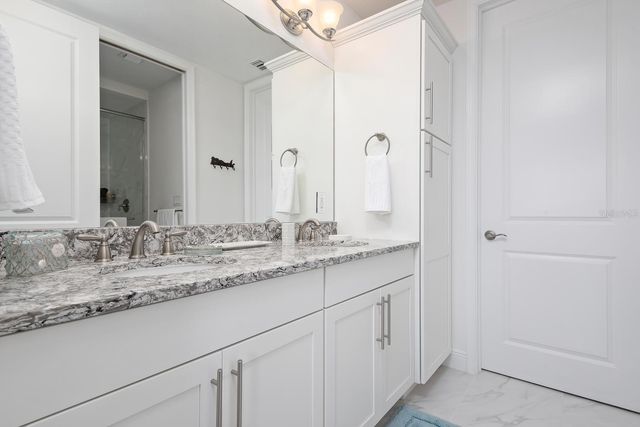 384 ARUBA CIRCLE 102, Bradenton, FL 34209