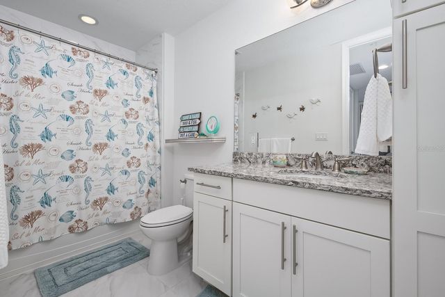 384 ARUBA CIRCLE 102, Bradenton, FL 34209