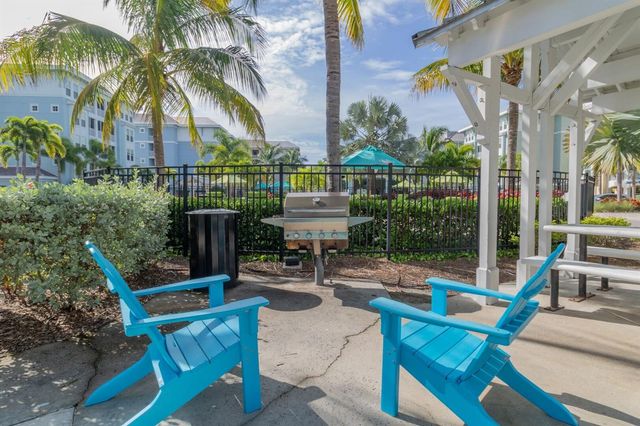 384 ARUBA CIRCLE 102, Bradenton, FL 34209