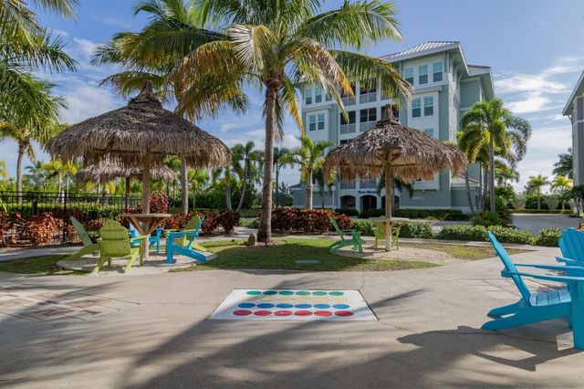 384 ARUBA CIRCLE 102, Bradenton, FL 34209