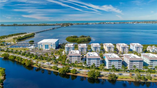 384 ARUBA CIRCLE 102, Bradenton, FL 34209