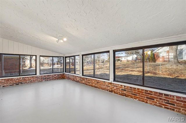 3115 Wellington Drive, Florissant, MO 63033