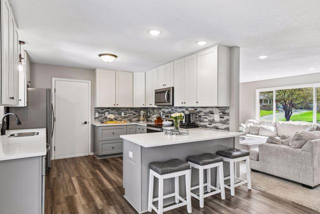 2635 Norwood Lane N, Plymouth, MN 55441