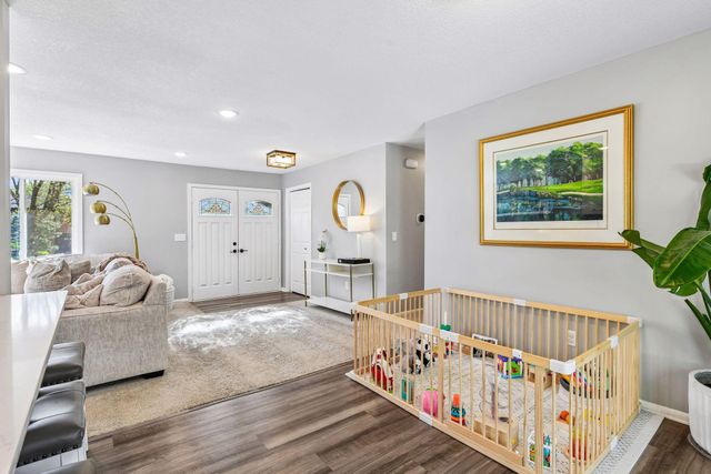 2635 Norwood Lane N, Plymouth, MN 55441