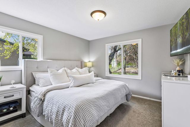 2635 Norwood Lane N, Plymouth, MN 55441