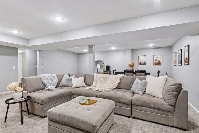 2635 Norwood Lane N, Plymouth, MN 55441
